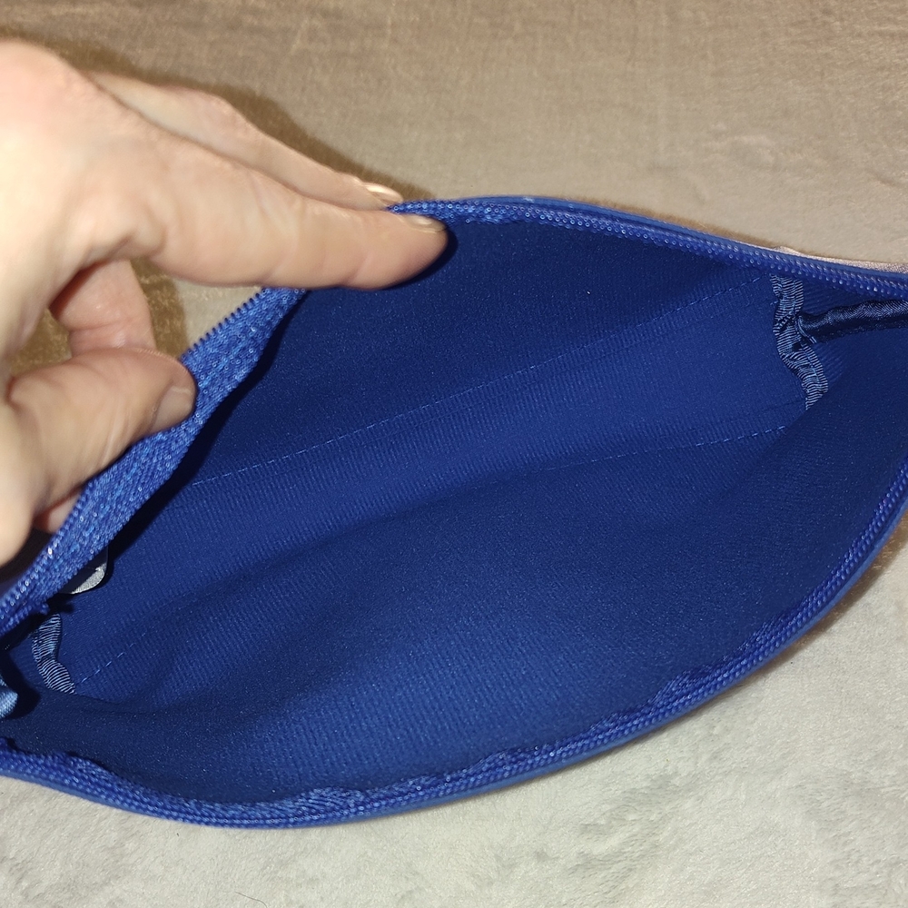 Elizabeth Arden Blue and Silver Clutch - Picture 8 of 12